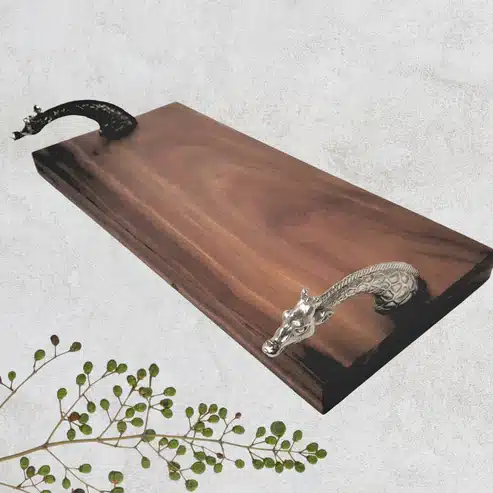Giraffe Charcuterie Board (Pewter Giraffe Handles)