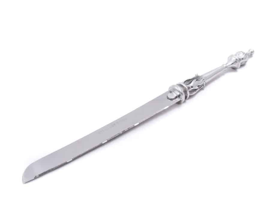 Alternative view of Classic Bread Knife
