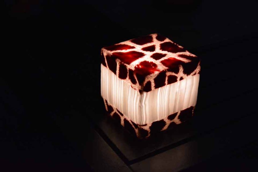 LED Wax Lamp Cube (Giraffe Bamboo)
