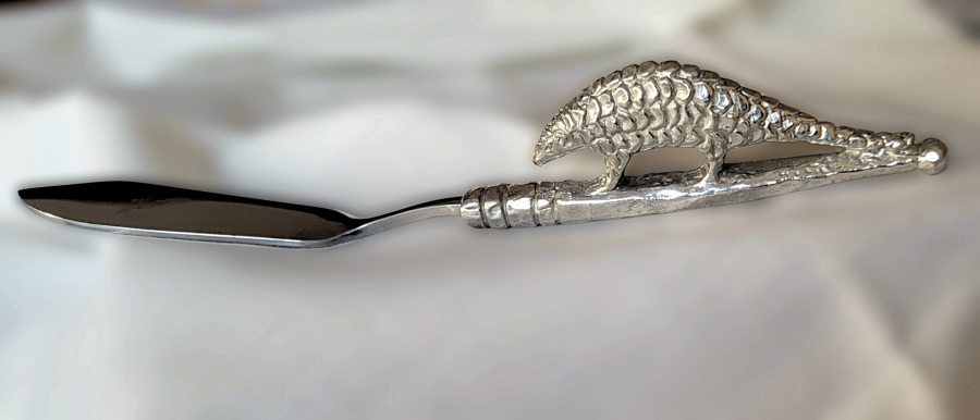 Alternative view of Pangolin Butter Knife